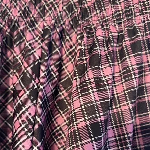 ROMWE Pink and Black Plaid A-Line Skirt - Picture 3 of 4